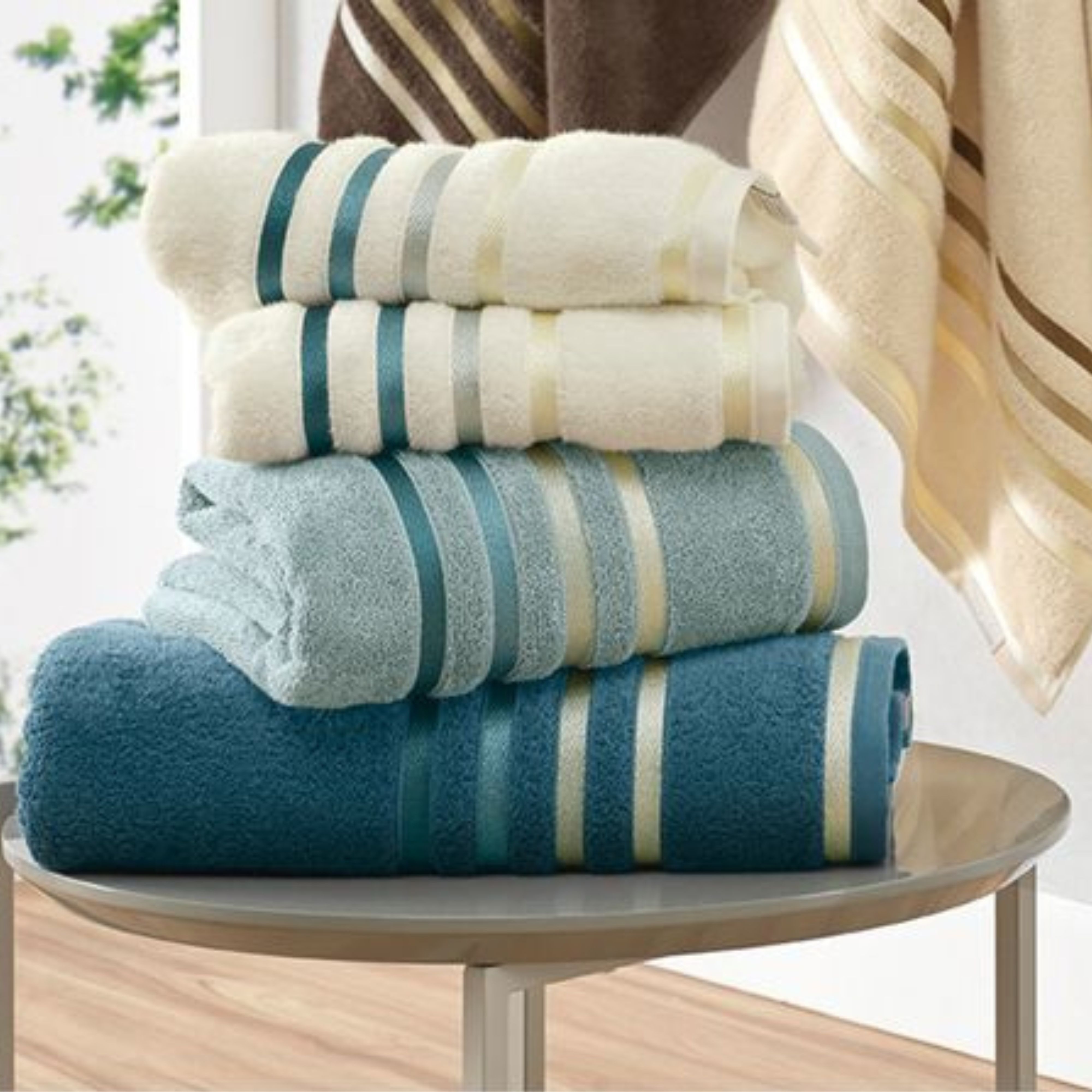 Laundry Shutterstock 2457373625